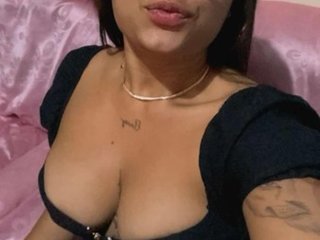 Imagen de perfil de modelo de cámara web de CattaleyaFest