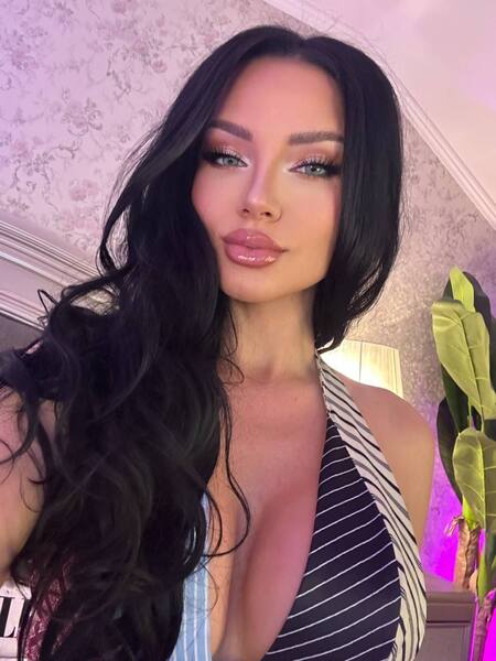 Intérprete Brooke_Ember Foto 9