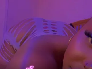 Imagen de perfil de modelo de cámara web de ChanteB