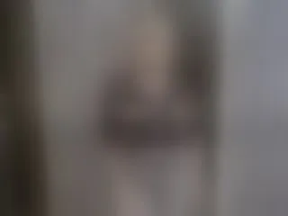 Image de profil du modèle de webcam KristalCyrus