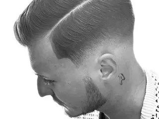 Image de profil du modèle de webcam GABRIEEL25