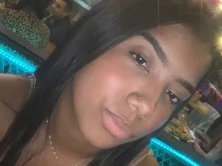 Lunaa24 immagine del profilo del modello di cam