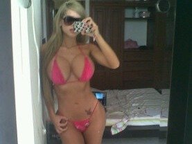 Imagen de perfil de modelo de cámara web de KinnyBoobs