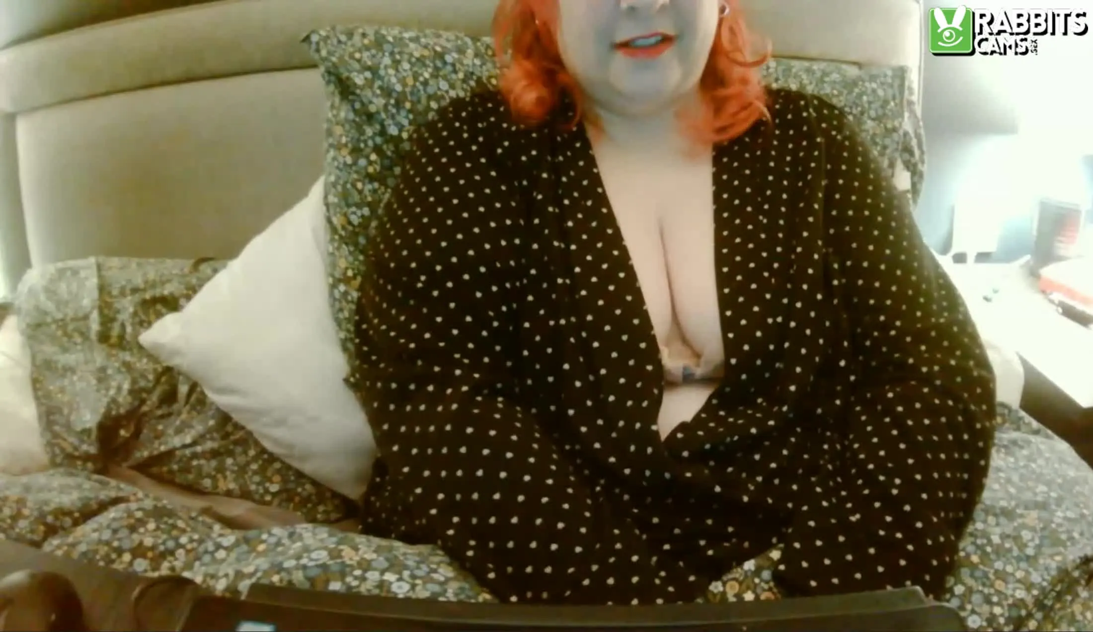 Artist SarahSweetXoX Video 1