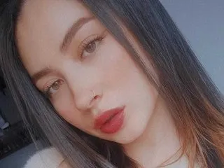 Image de profil du modèle de webcam RoxanneWill