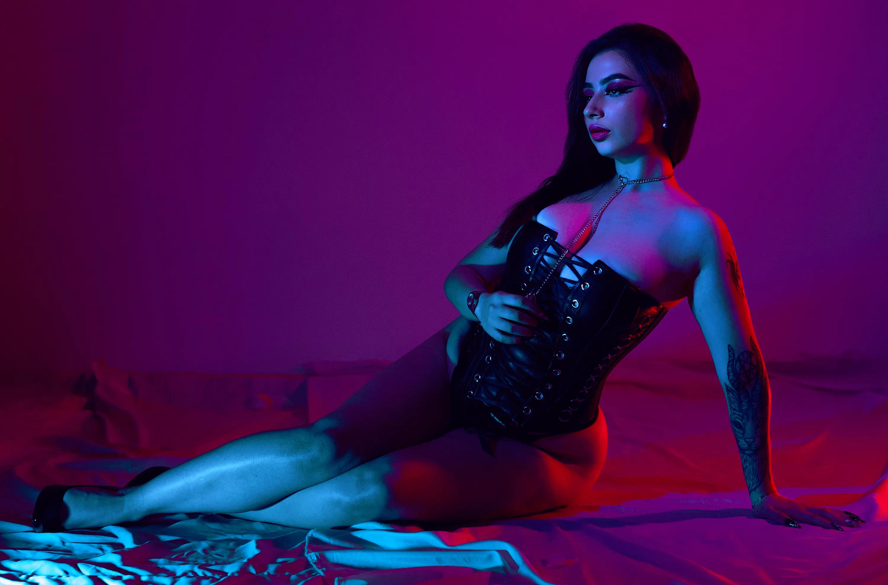 Performer RoxanneWill Photo 4