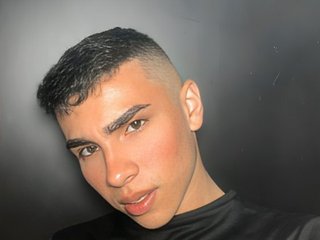 PatricknaughtyY profilbild på webbkameramodell