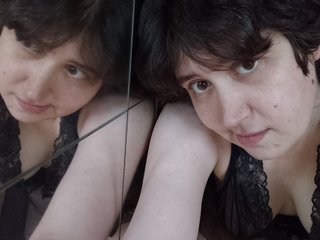 SexyLucy2025 cam model profile picture 