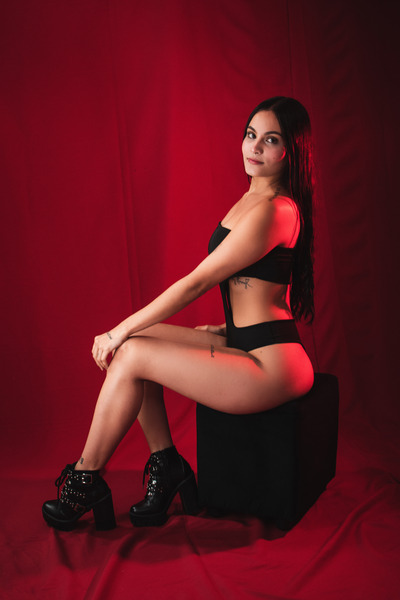 Performer MEGANN_ROSSE Photo 9