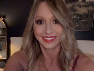 Image de profil du modèle de webcam MidniteCowgirl