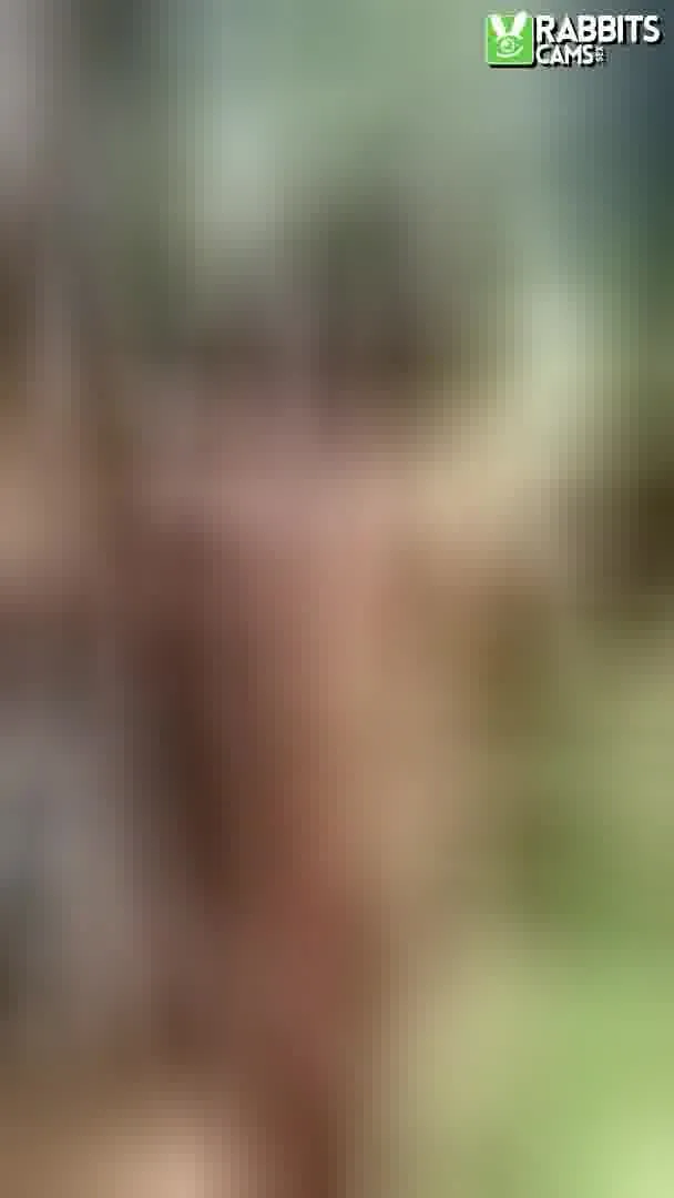 Artist OrianaRousell Video 2