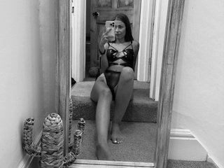 Profilbilde av Tasty_Ari webkamera modell