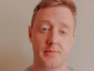 Image de profil du modèle de webcam BiggZee22