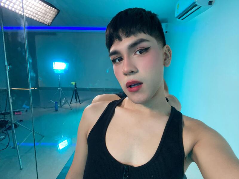 Performer AngelGlow Photo 10