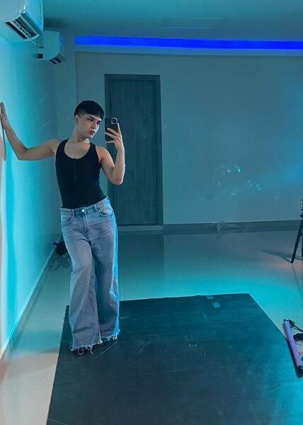 Performer AngelGlow Photo 12