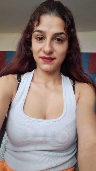 Interprete Juliysse Foto 3