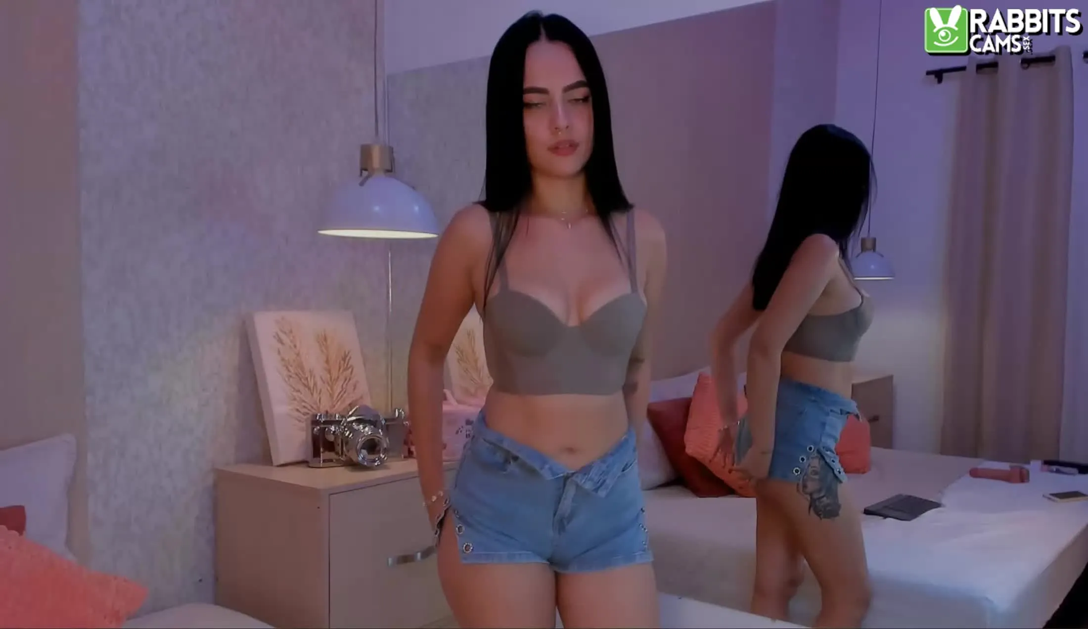 Performer CleoDuran Video 1