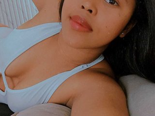 kattaleyaaurora immagine del profilo del modello di cam