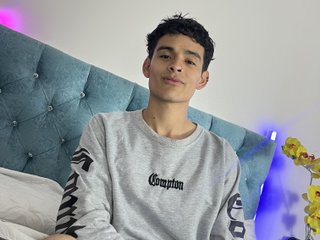 Image de profil du modèle de webcam CamilleLiam