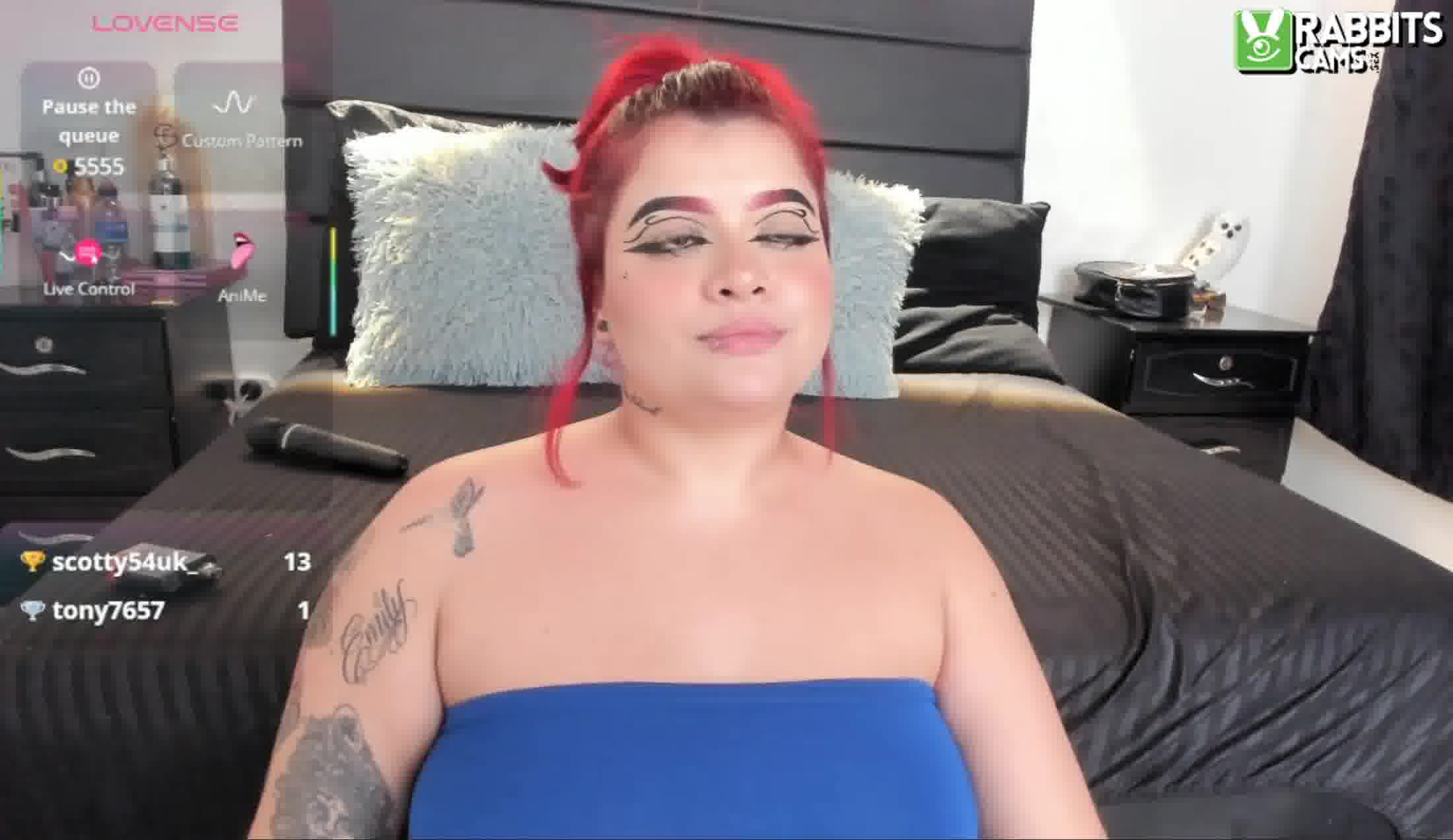 Intérprete Trixxiiee Video 1