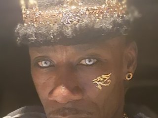 Image de profil du modèle de webcam InterestingD