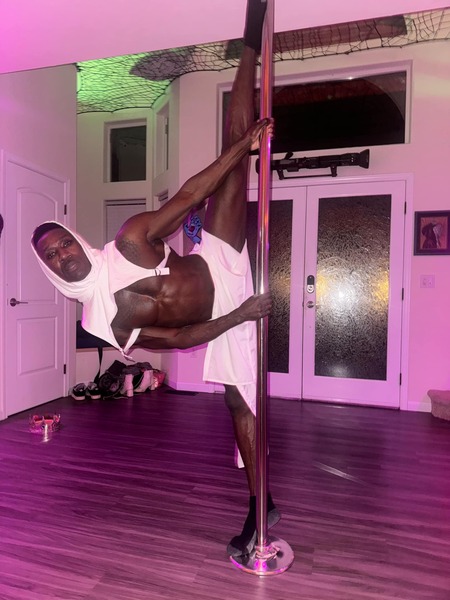 Intérprete InterestingD Foto 6