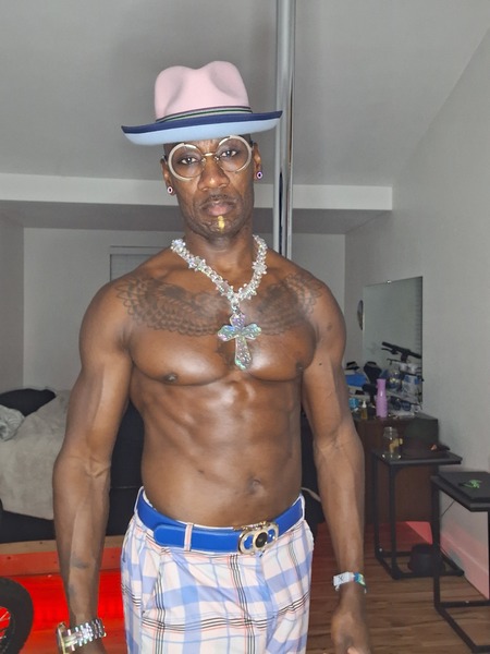 Intérprete InterestingD Foto 4