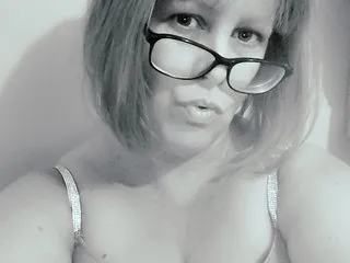 Imagen de perfil de modelo de cámara web de Dee_Deex