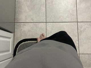 Image de profil du modèle de webcam descretehornydilf