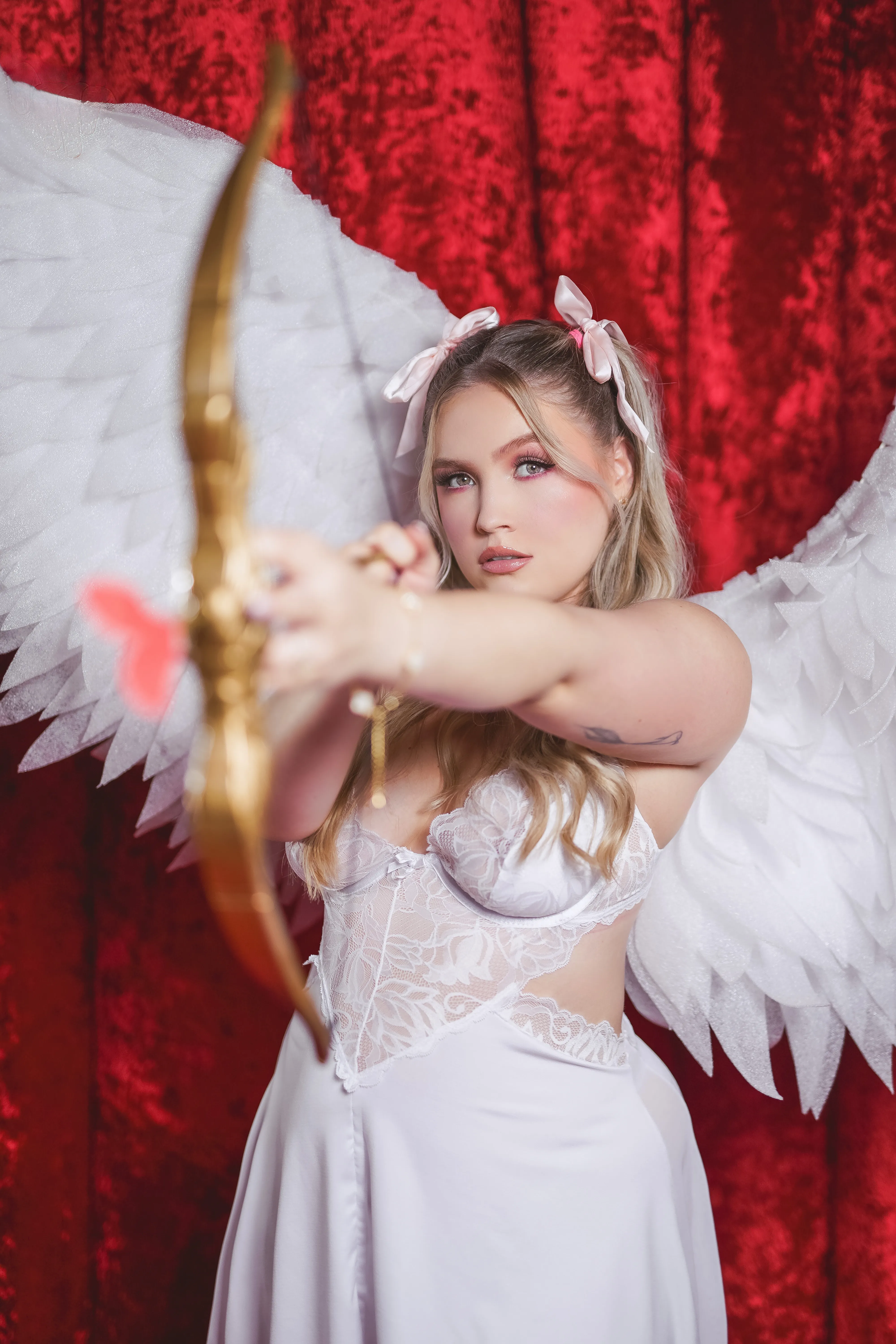 Performer GaiaBaker Photo 4