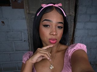 Image de profil du modèle de webcam Karol_Mejia