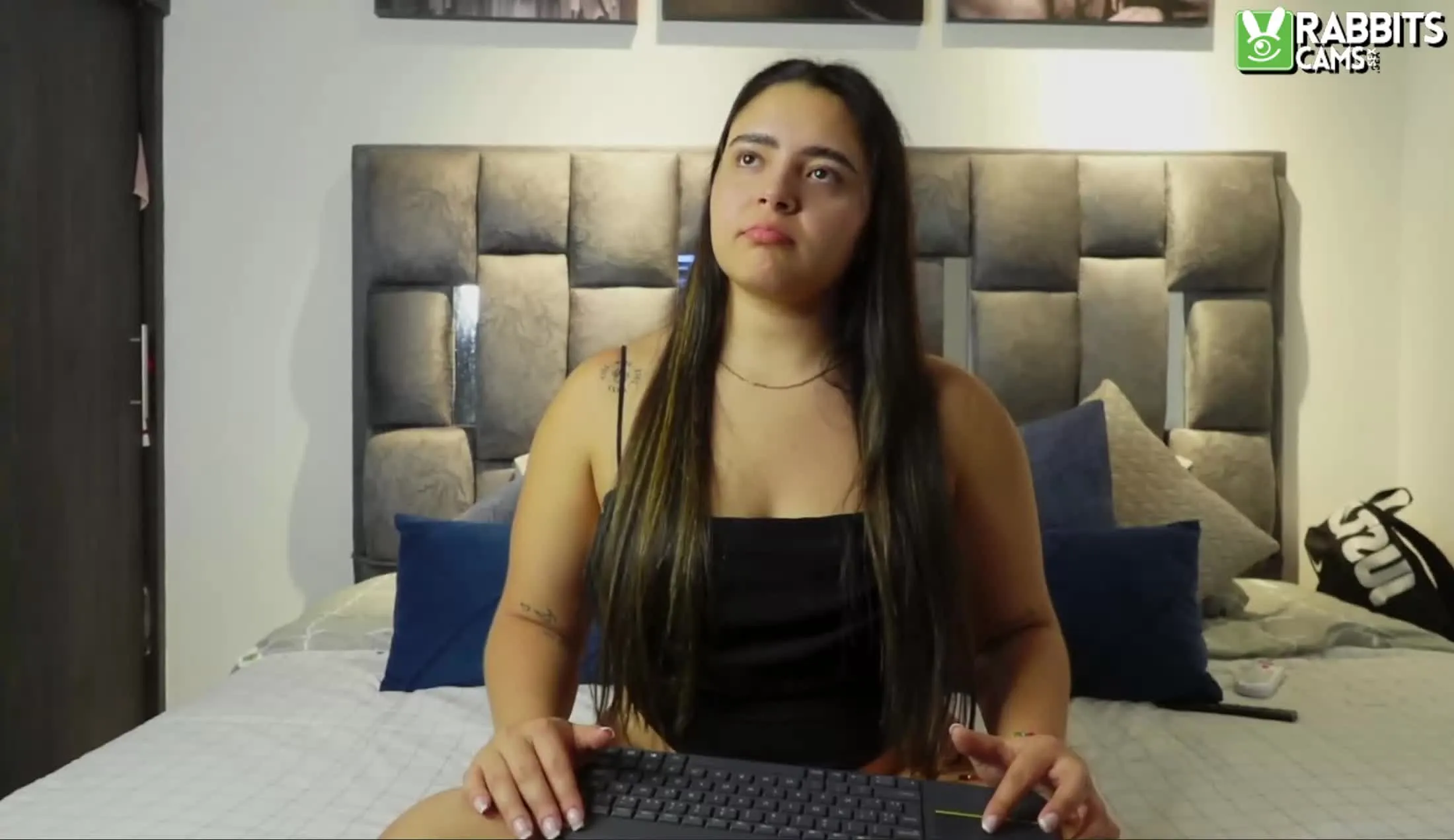 Interprète AryaCollem Vidéo 1