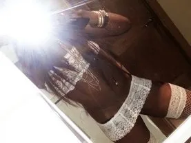 BekkiLopez profielfoto van cam model