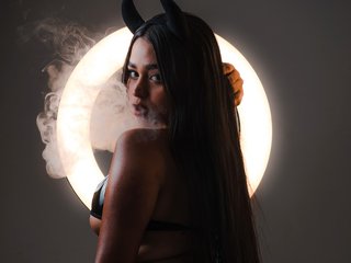 Julii_Sweet profilbild på webbkameramodell 