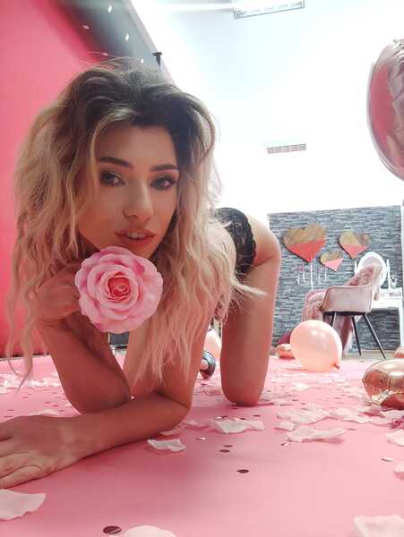 Utøver EmyScarlet Bilde 2