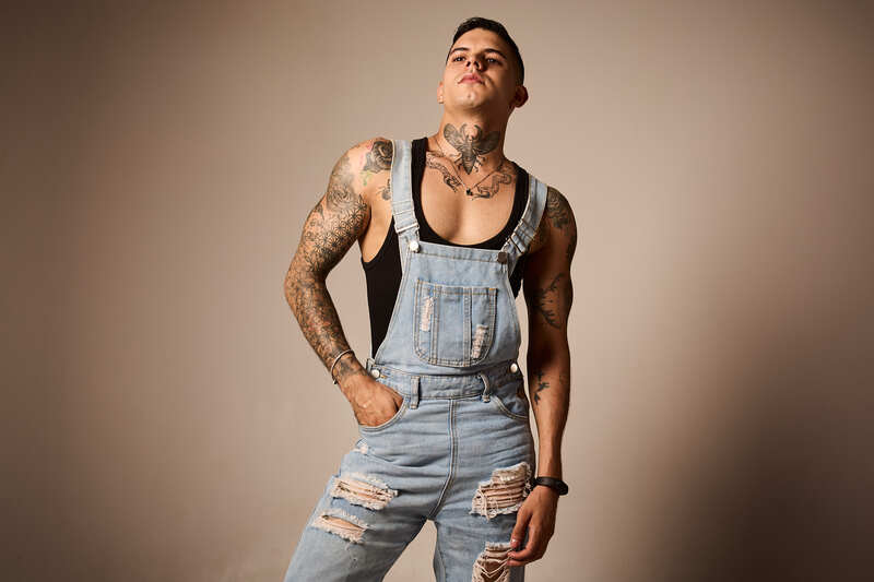 Performer DannStrong Photo 2