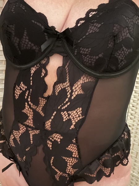 Performer CurvyKaeliee Photo 6