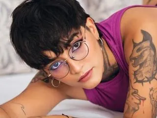 Nicky_Cloud cam model profile picture