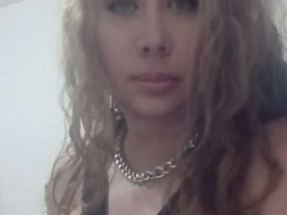 Abrilgoldie profilbild på webbkameramodell