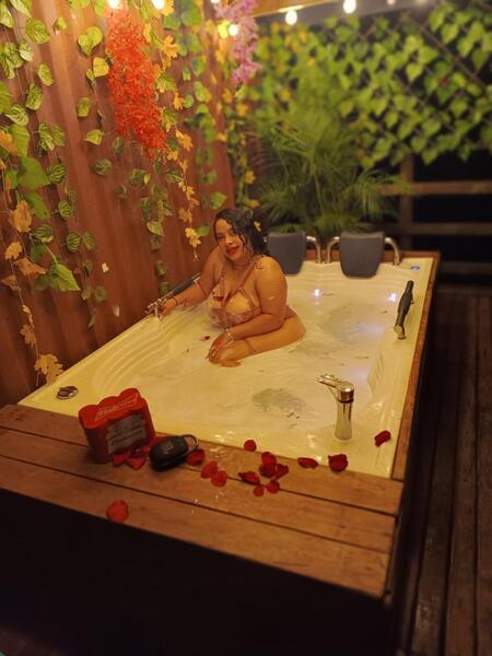 Interprete bigtits00022 Foto 5