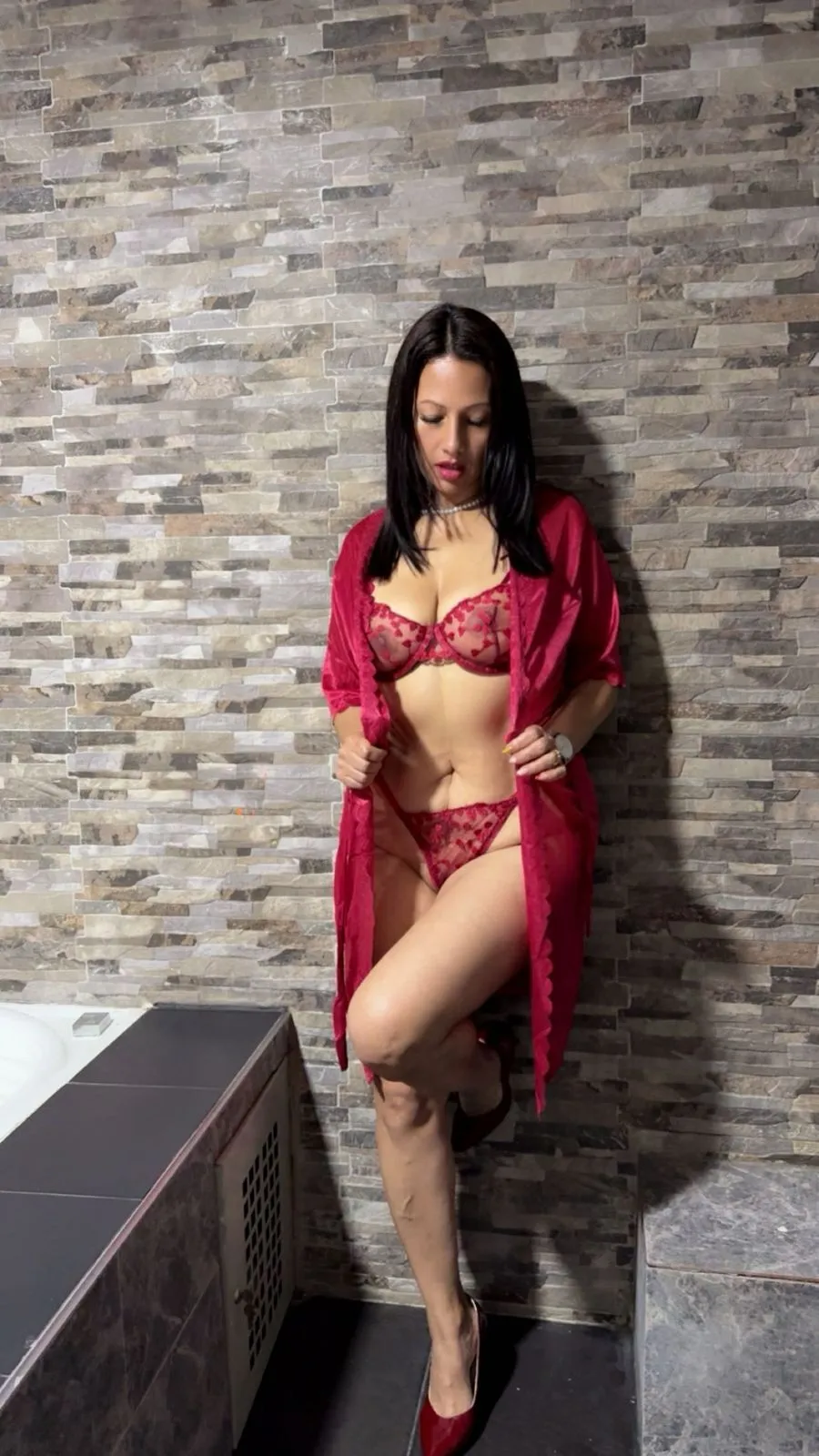 Performer AishaNowak Photo 12