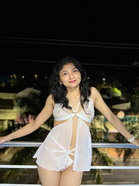 Performer NICOLLE_SLIM Photo 3