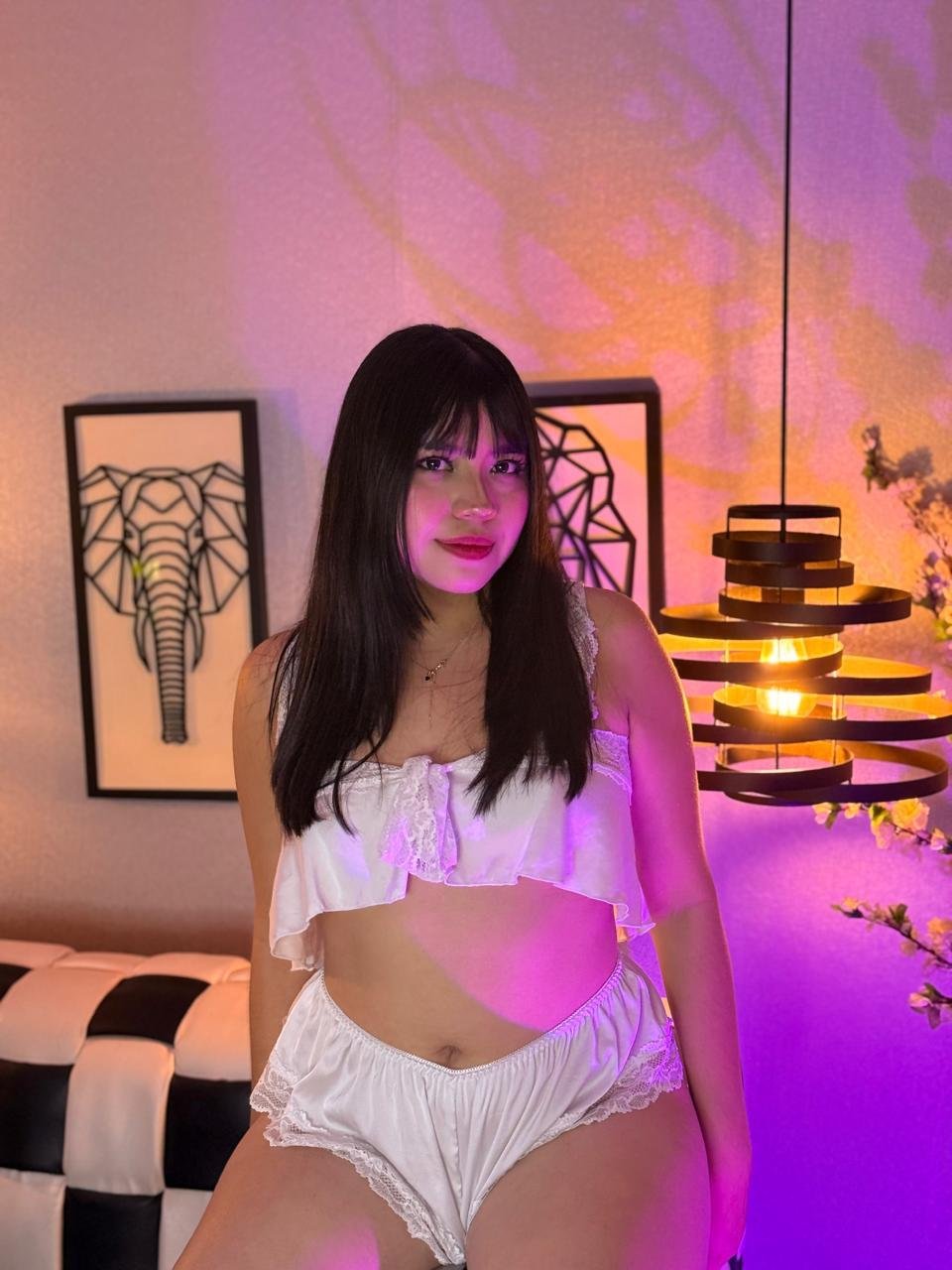 Artiest Emilyy_Cute Foto 11