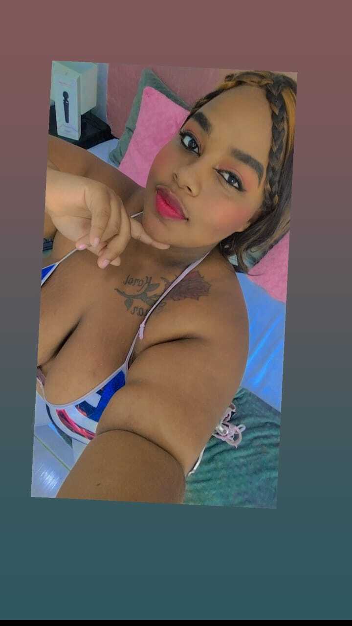 Utøver KailaBrownn Bilde 2