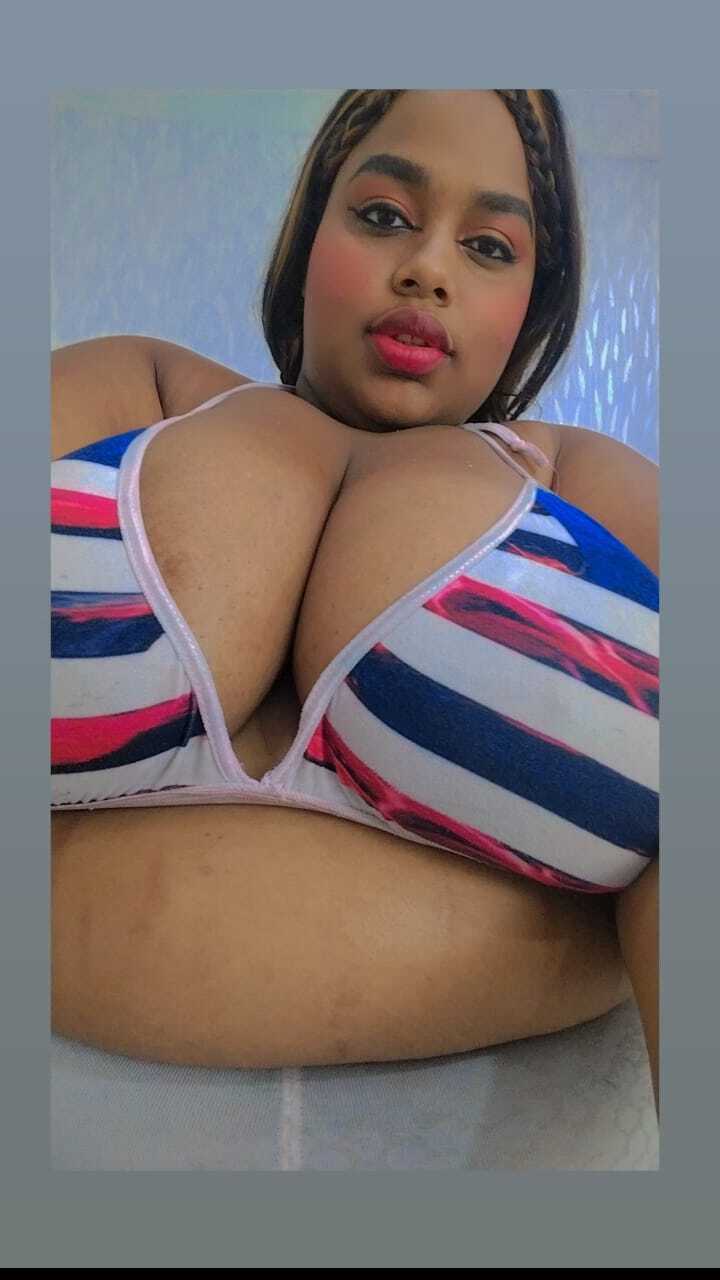 Utøver KailaBrownn Bilde 1