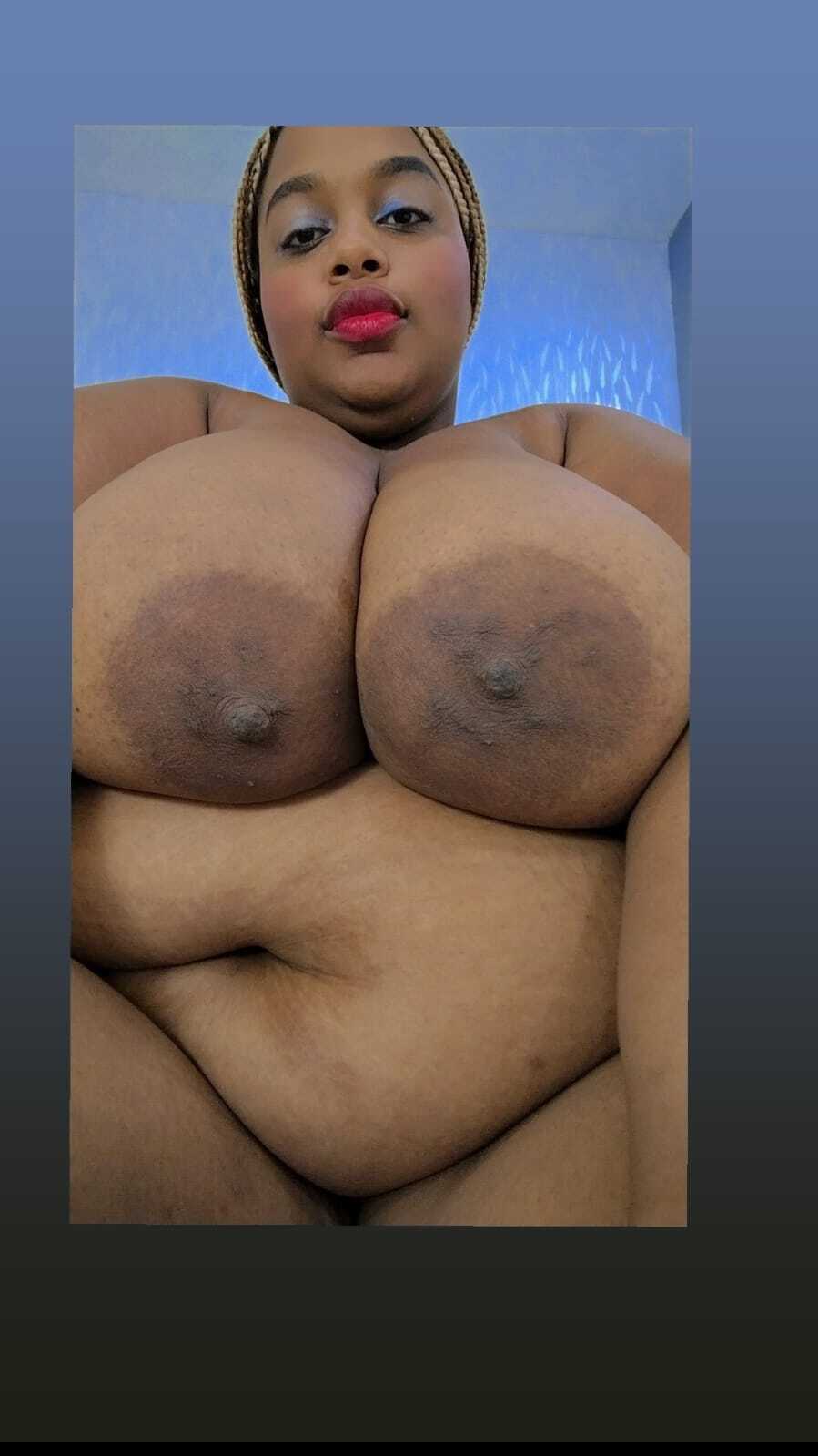 Intérprete KailaBrownn Foto 5