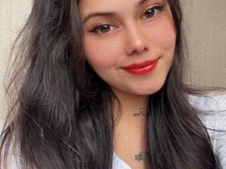 Kimnat profielfoto van cam model
