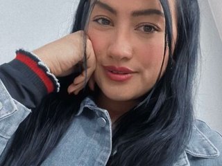 Milaakanee cam model profile picture 