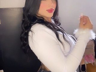 EliaraSantillan cam model profile picture 