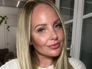 BritishMilly immagine del profilo del modello di cam